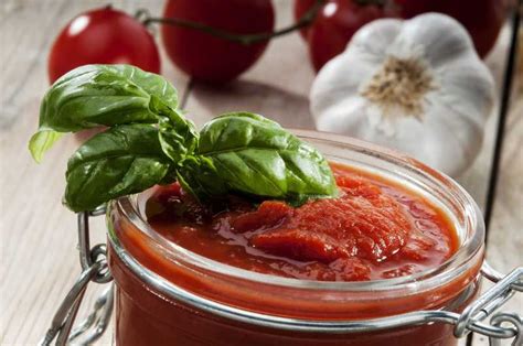 Длительность сохранения домашней соуса из свежих помидоров