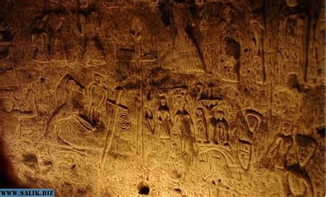 Загадочные символы или загадочные надписи на стенах: взгляд в неведомое