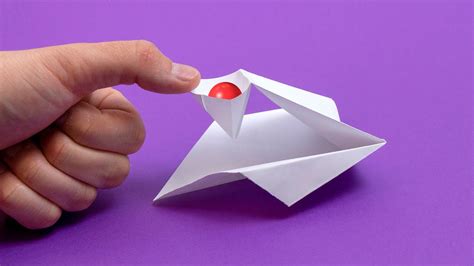 Как создать летательное аппараты из листа бумаги и картона