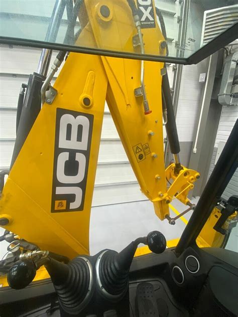 Методы избавления от проблемы нестабильного вращения у JCB 4CX