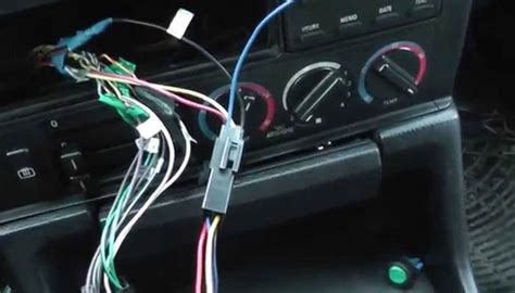 Правильное подключение низкочастотного динамика к автомобильной аудиосистеме