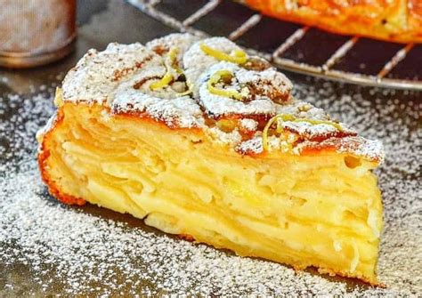Простой и вкусный десерт: шарлотка с пастеризованной сливочной пломбирной массой